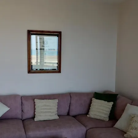 Appartement With Stunning Views Of Le Havre De Carteret Barneville-Carteret