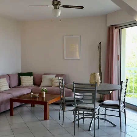 Appartement With Stunning Views Of Le Havre De Carteret